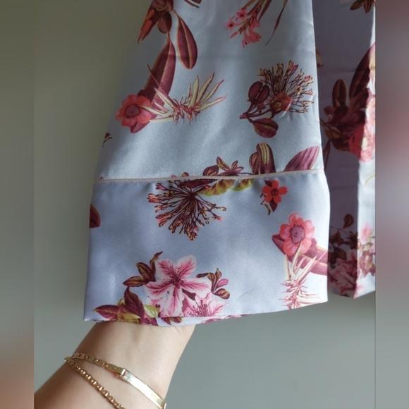 New Victoria's Secret Satin Pajama Set Lavender Floral Pattern XL - Picture 7 of 10
